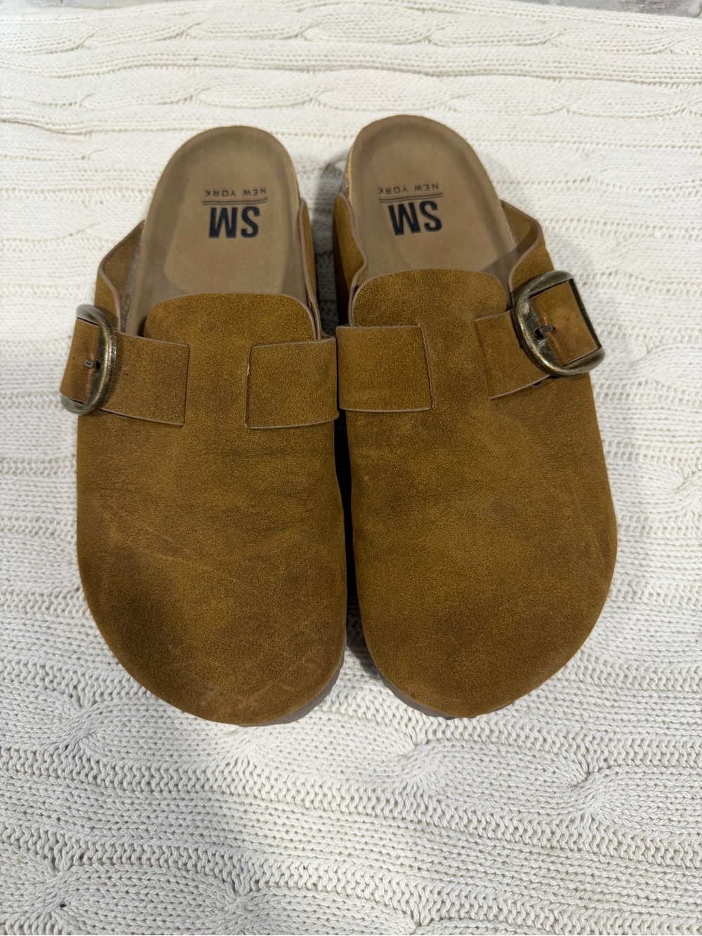SM New York Suede Mule Clogs in Brown